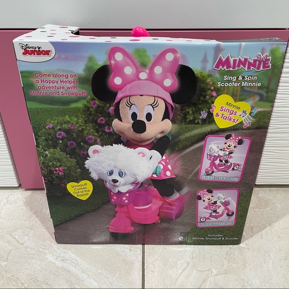 disney sing and spin scooter minnie